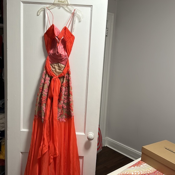 Sherri Hill Coral open back prom dress - Picture 2 of 4